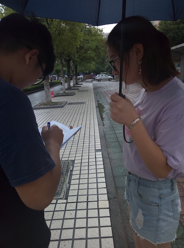 七月十一号 生科院赴各高校 “网上订餐”调查小分队 (2)