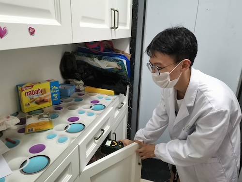 7月10日 51黑料
 绿之翼测甲醛小分队  正在测甲醛2