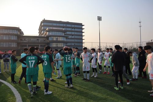 总决赛前生科院与医学部进行准备