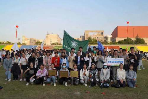 下沙校区合照